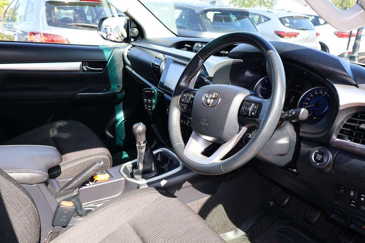 2019 Toyota Hilux SR5 GUN126R 4X4