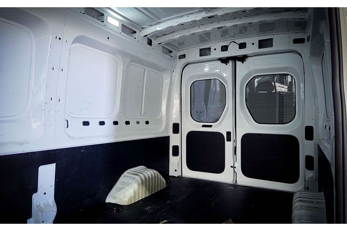 2022 LDV Deliver 9 MWB Mid Roof