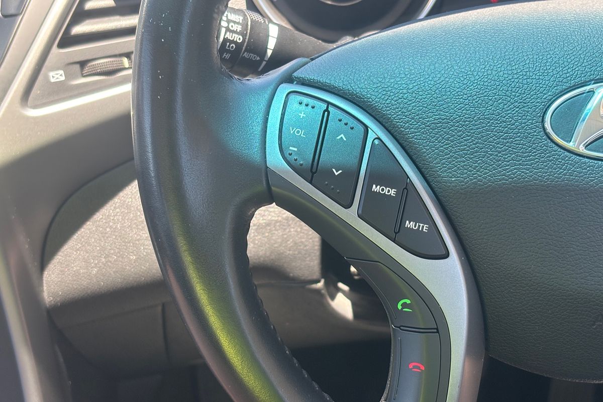 2015 Hyundai Elantra Premium MD3