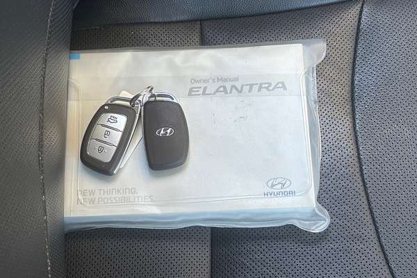 2015 Hyundai Elantra Premium MD3