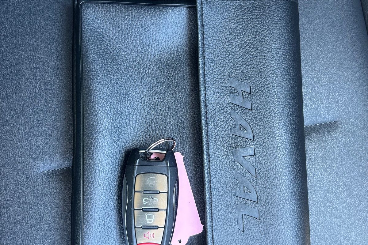 2023 GWM Haval H6 Lux Hybrid B01