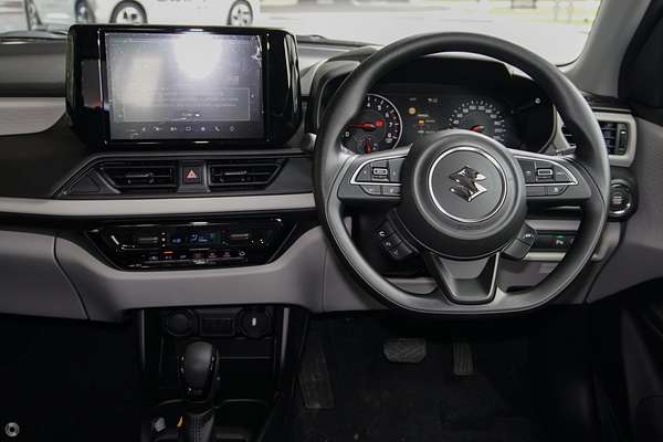 2025 Suzuki Swift Hybrid UZ