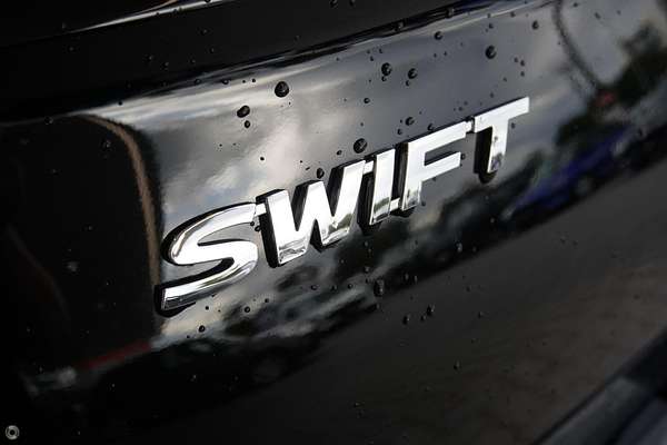2025 Suzuki Swift Hybrid UZ