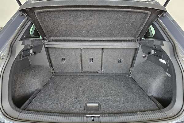 2022 Volkswagen Tiguan 162TSI R-Line 5N