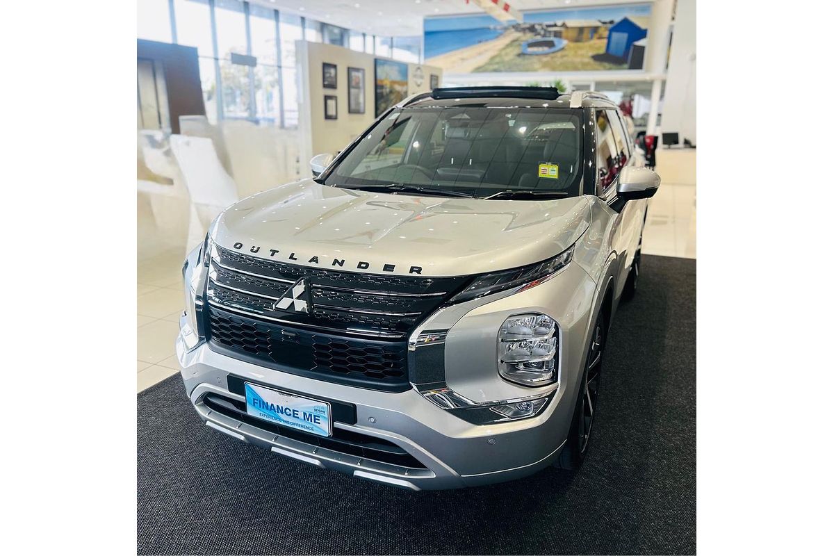 2024 Mitsubishi Outlander Exceed Tourer ZM