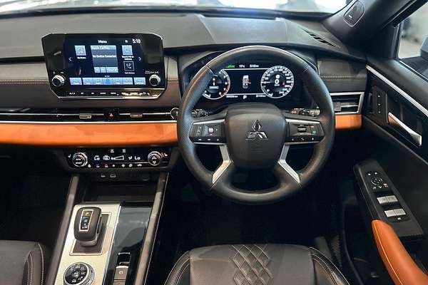 2024 Mitsubishi Outlander Exceed Tourer ZM