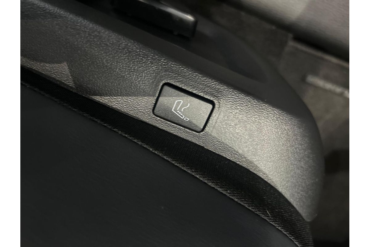 2024 Mitsubishi Outlander Exceed Tourer ZM