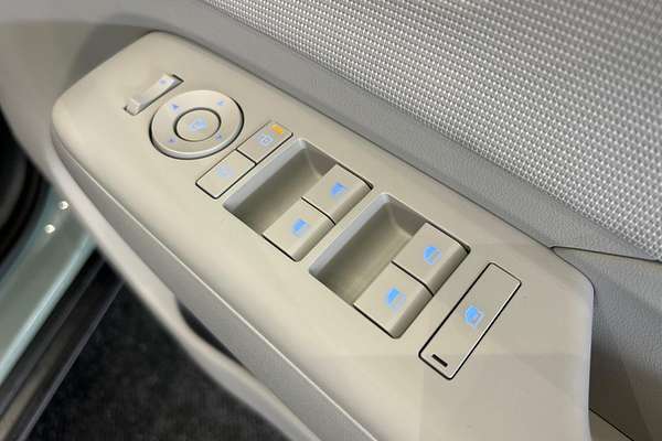 2025 Hyundai Kona Premium SX2.V3