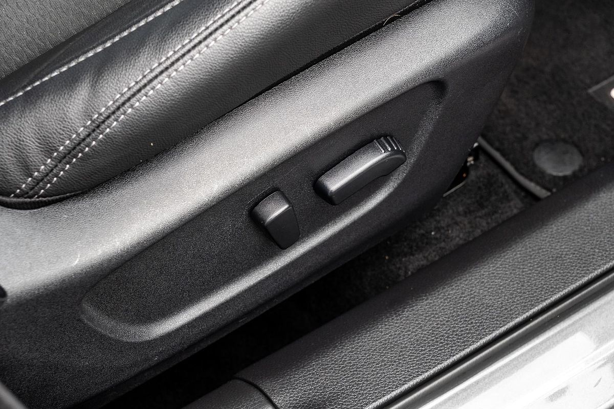 2019 Nissan QASHQAI ST-L J11 Series 2