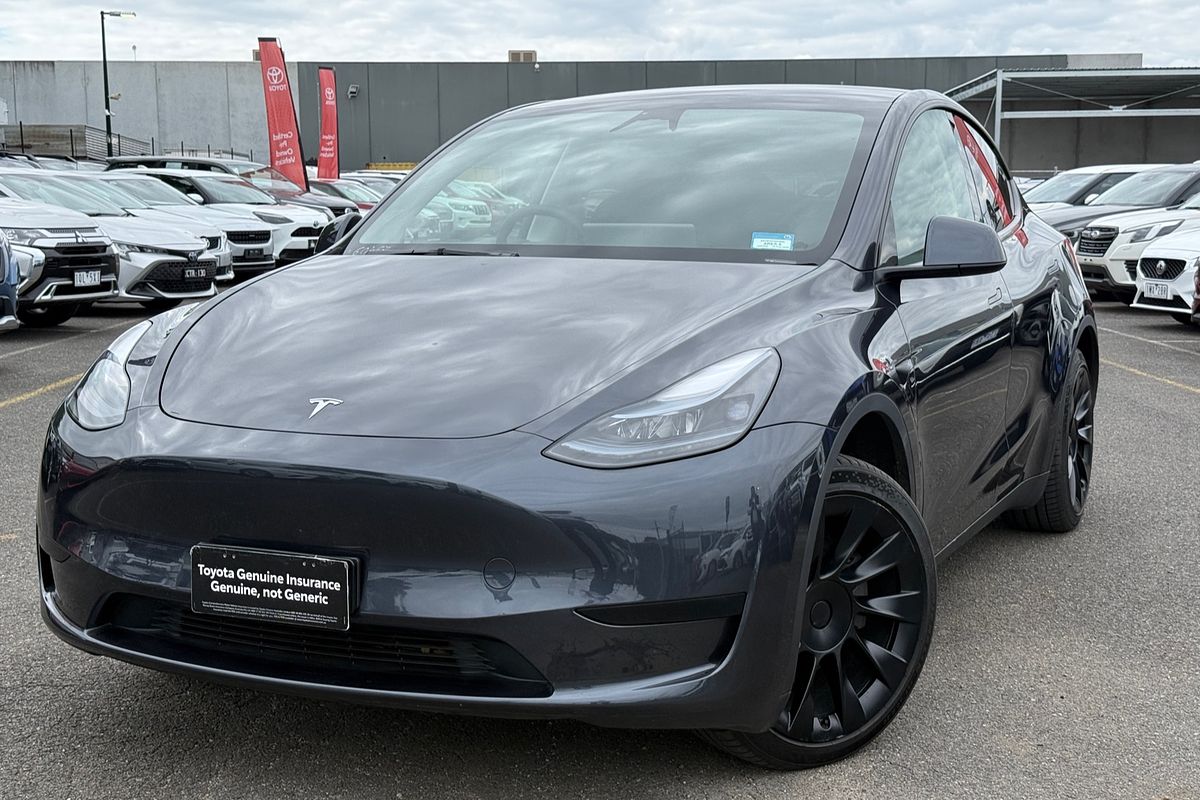2024 Tesla Model Y REAR-WHEEL DRIVE MY24