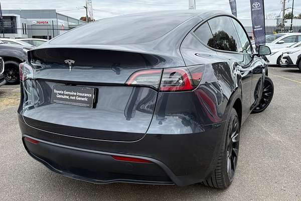 2024 Tesla Model Y REAR-WHEEL DRIVE MY24