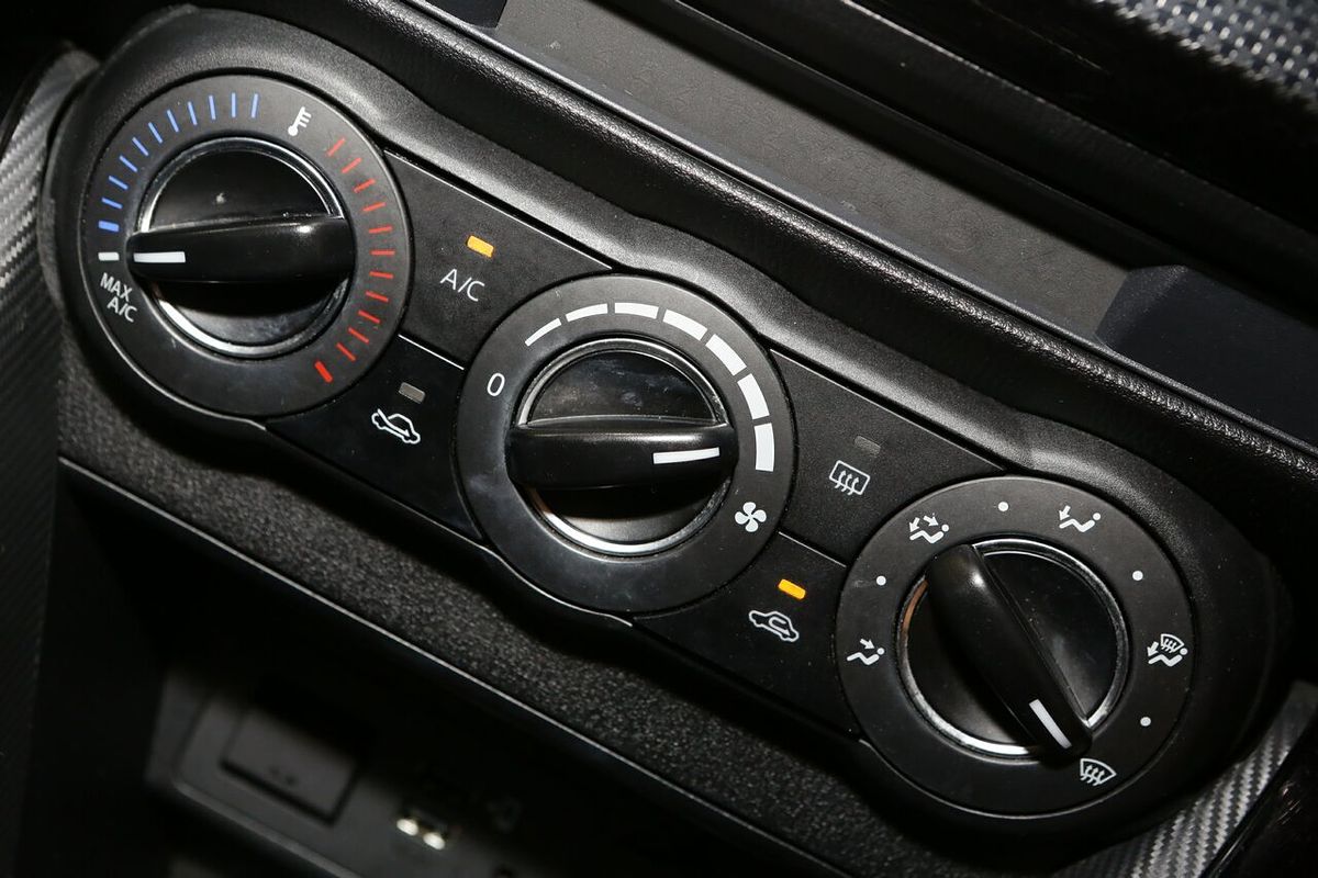 2018 Mazda 2 Maxx DJ Series