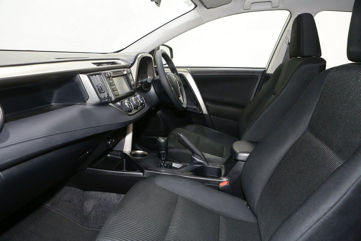 2015 Toyota RAV4 GX ASA44R