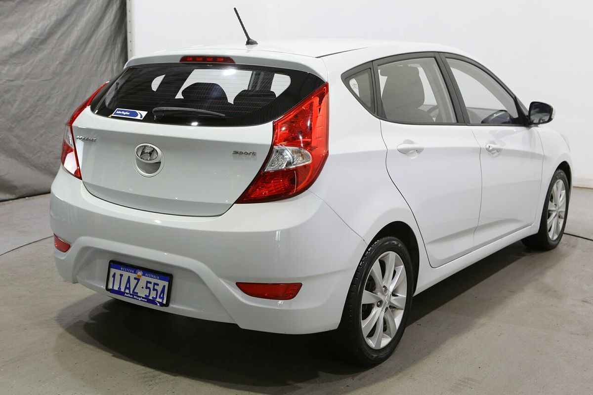 2019 Hyundai Accent Sport RB6