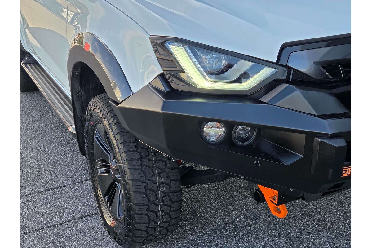 2022 Isuzu D-MAX X-TERRAIN 4X4