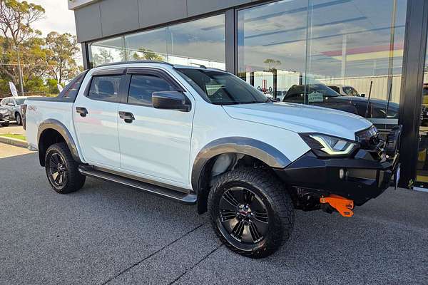 2022 Isuzu D-MAX X-TERRAIN 4X4