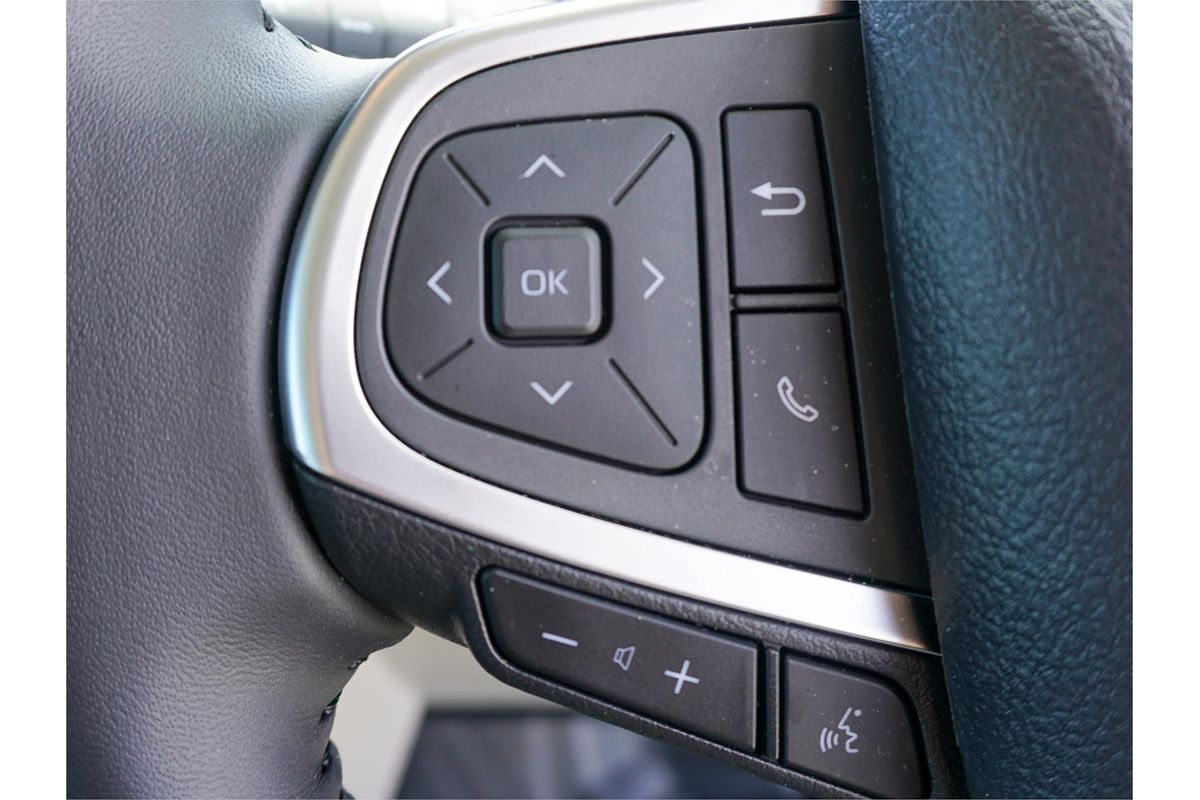 2025 Toyota Hiace GDH300R LWB