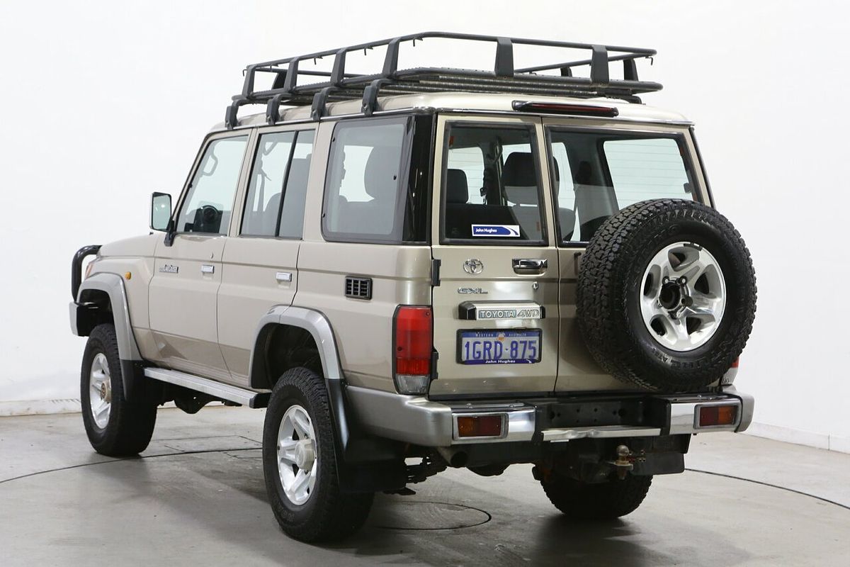 2014 Toyota Landcruiser GXL VDJ76R