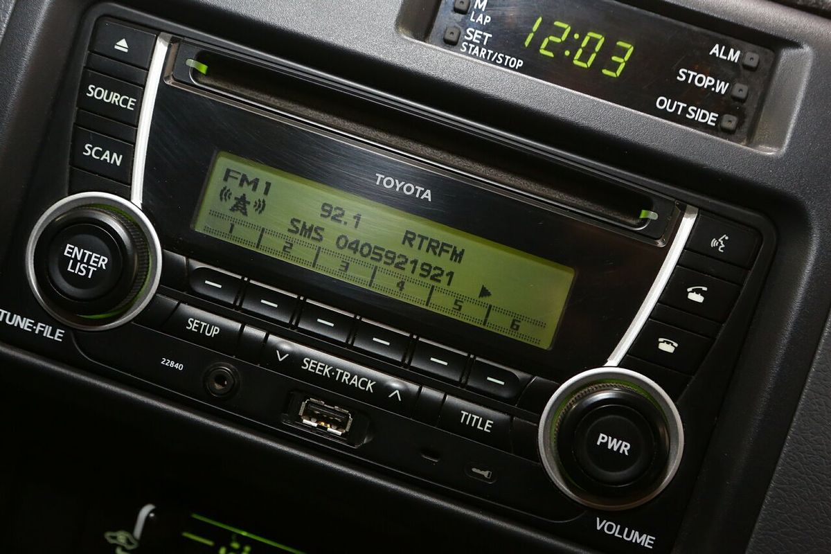 2014 Toyota Landcruiser GXL VDJ76R