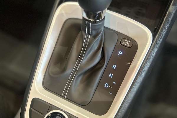 2025 Hyundai Venue Elite QX.V5