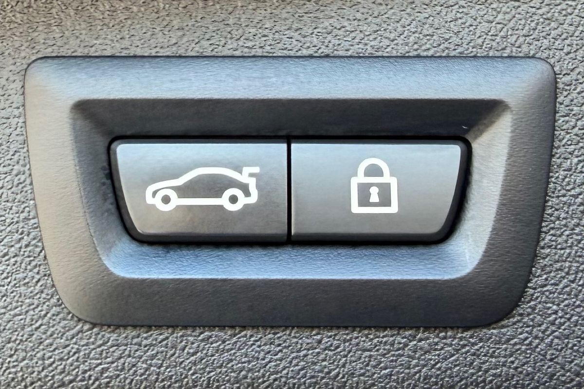 2020 BMW X7 xDrive30d M Sport Dark Shadow Edition G07