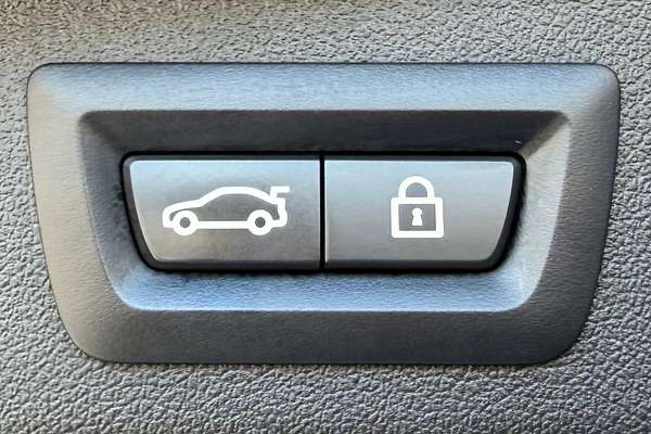 2020 BMW X7 xDrive30d M Sport Dark Shadow Edition G07