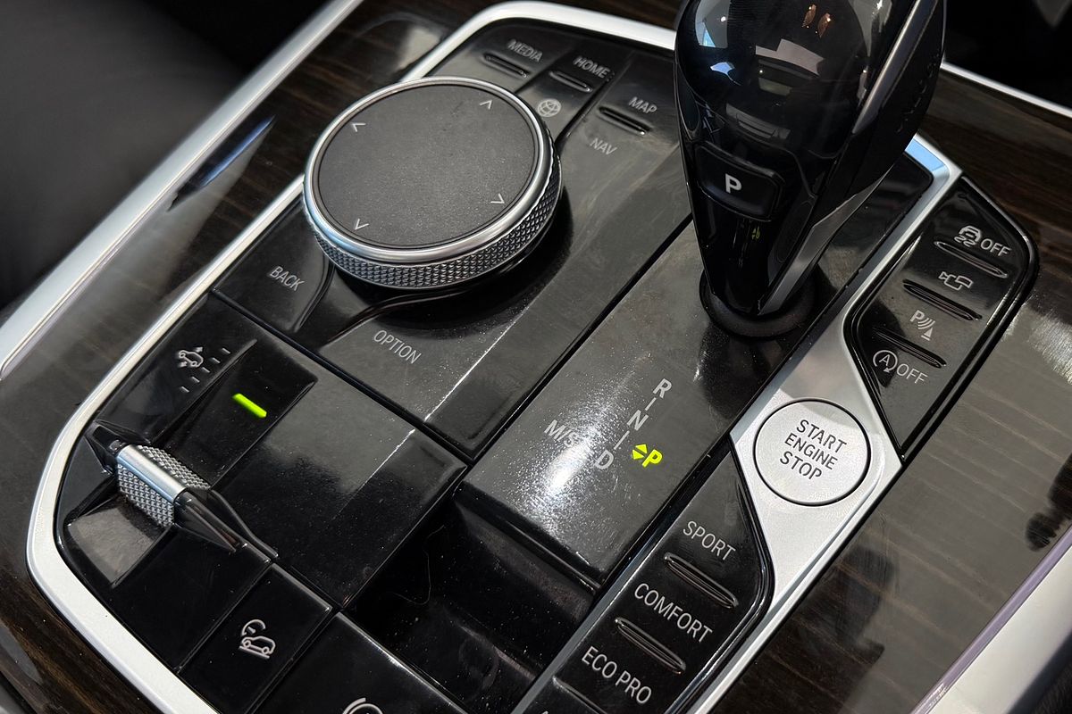 2020 BMW X7 xDrive30d M Sport Dark Shadow Edition G07