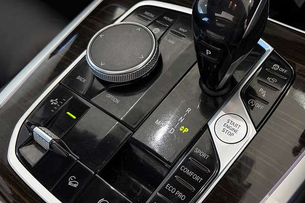 2020 BMW X7 xDrive30d M Sport Dark Shadow Edition G07