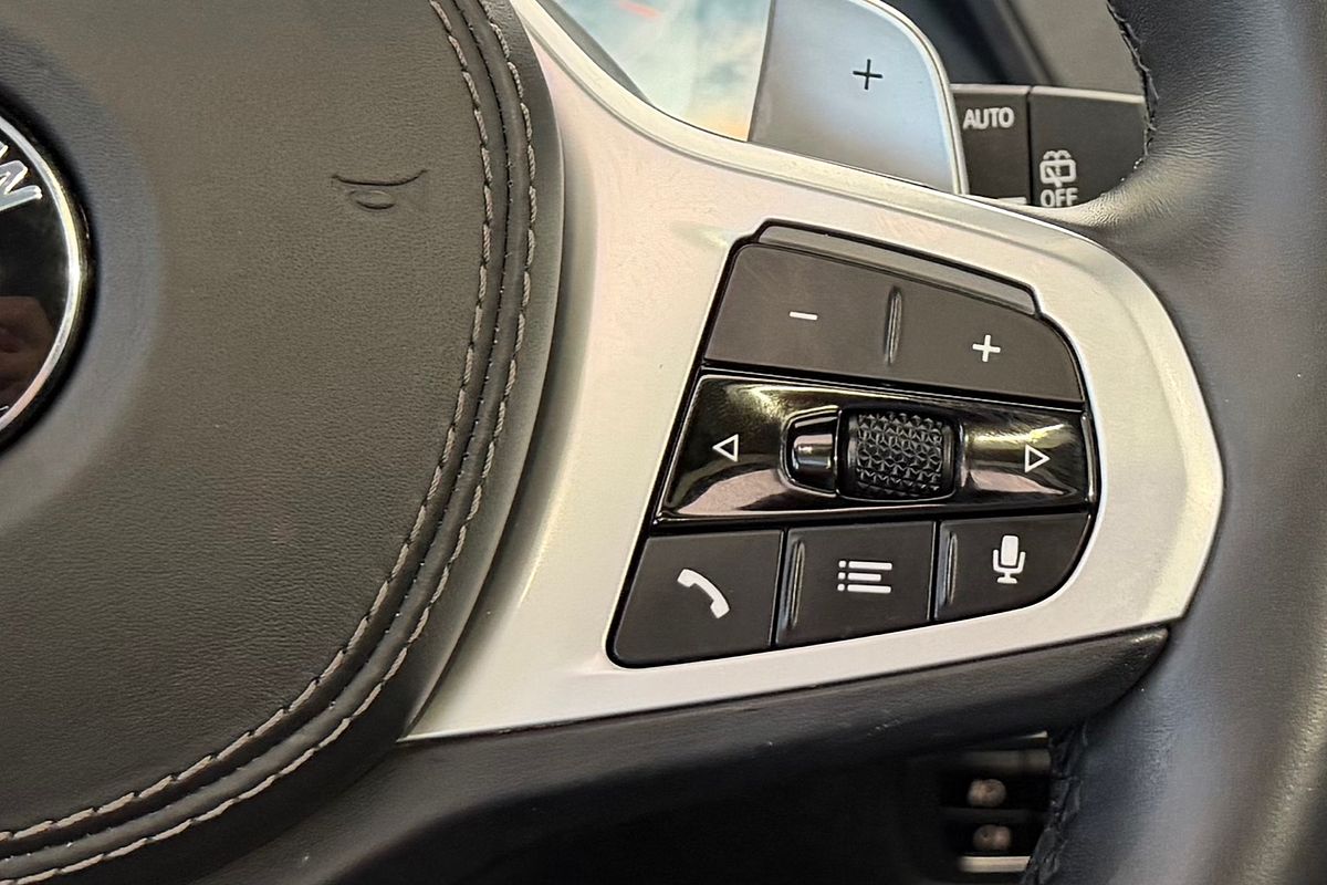 2020 BMW X7 xDrive30d M Sport Dark Shadow Edition G07