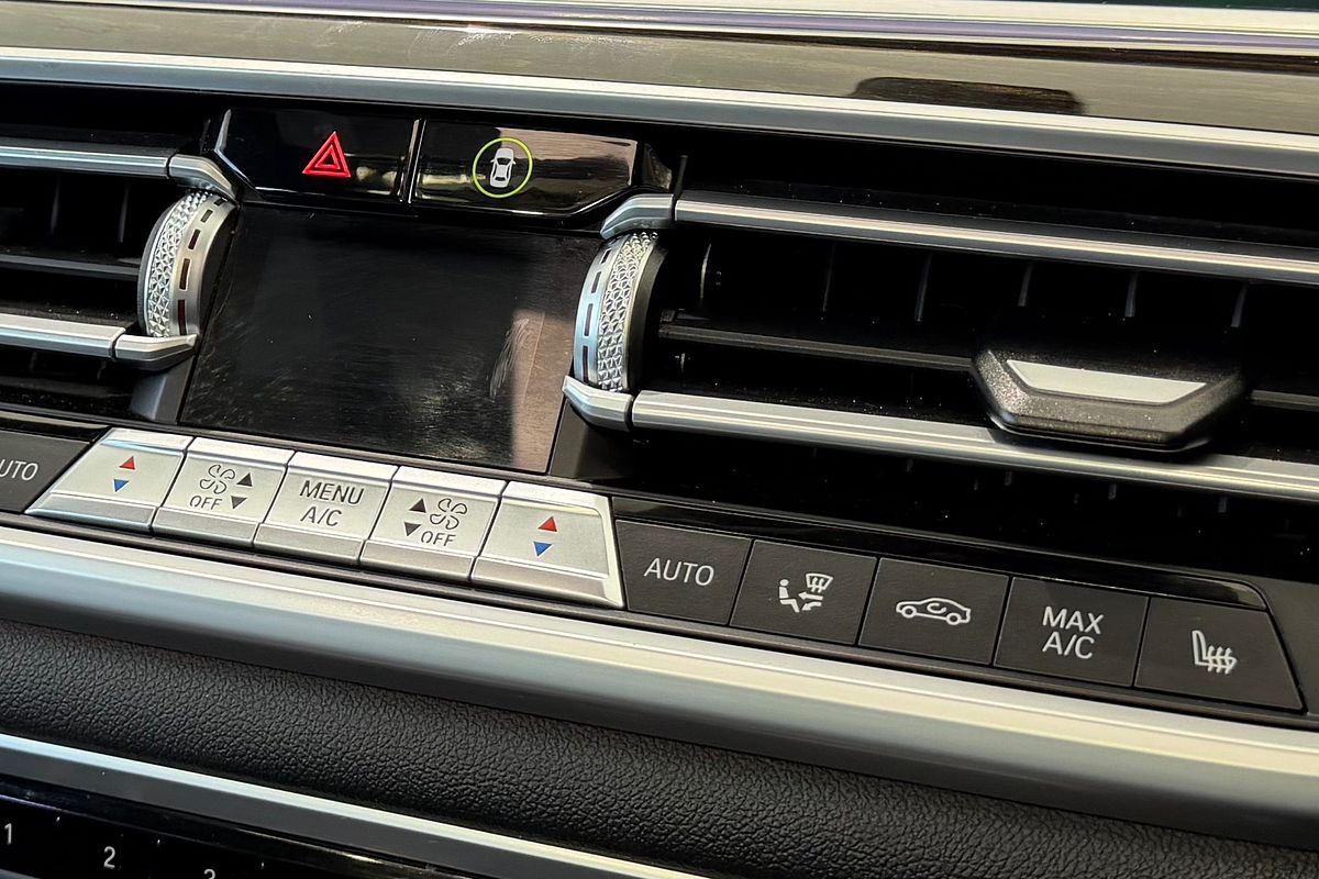 2020 BMW X7 xDrive30d M Sport Dark Shadow Edition G07