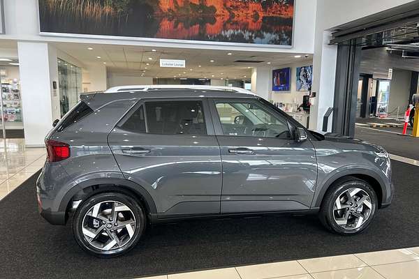 2025 Hyundai Venue Elite QX.V5