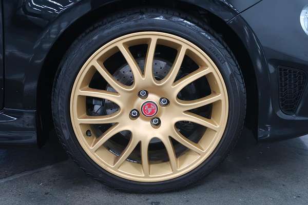 2021 Abarth 595 Scorpioneoro Series 4