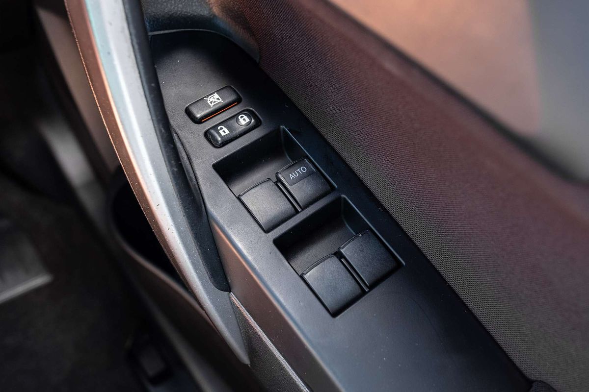 2013 Toyota Corolla Ascent Sport ZRE182R