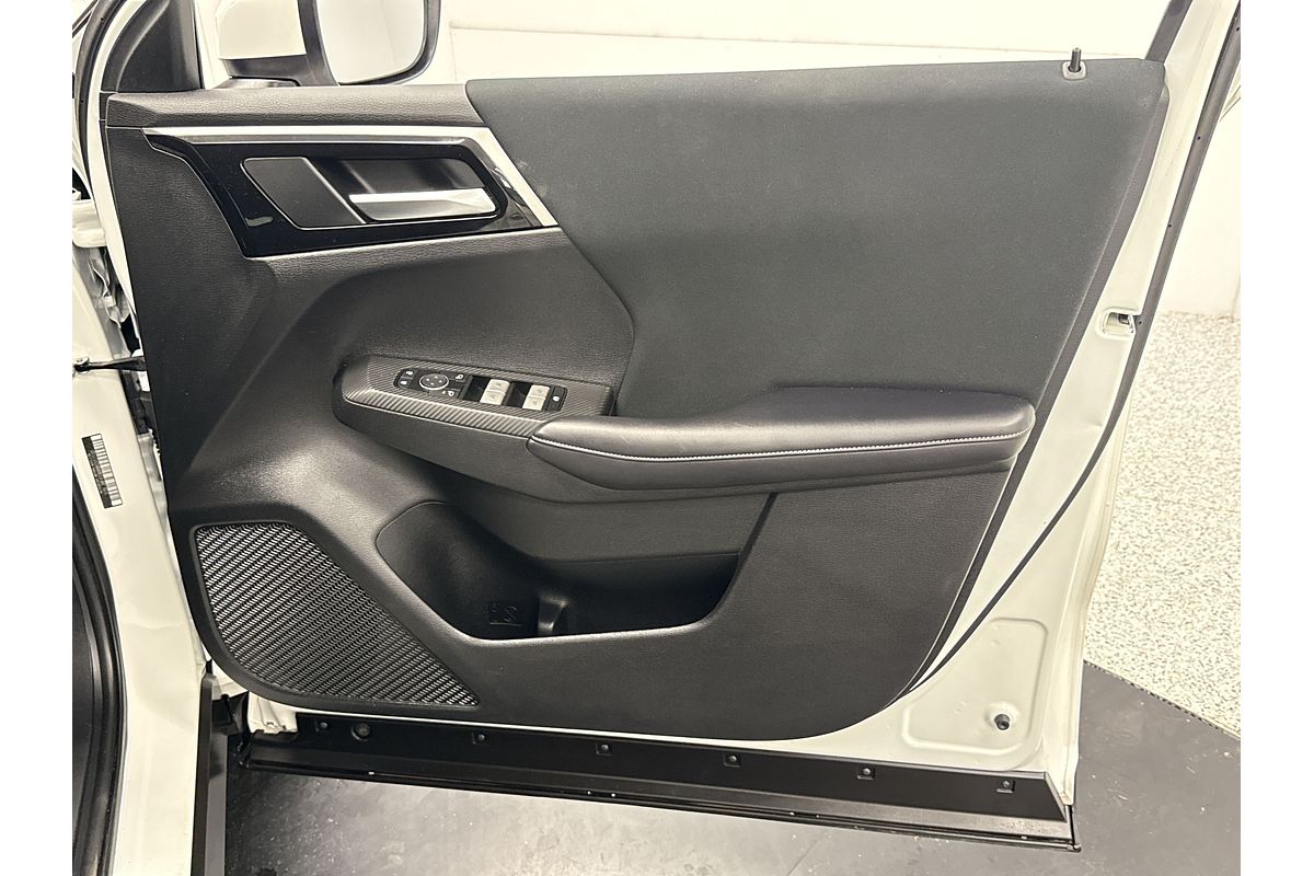 2024 Mitsubishi Outlander ES ZM