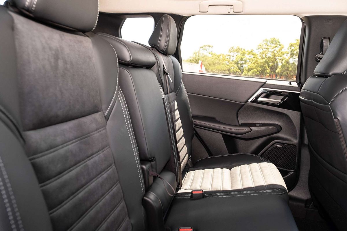 2025 Mitsubishi Outlander Aspire ZM