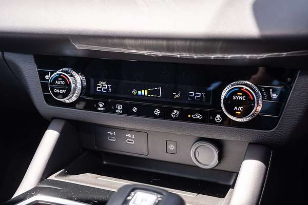 2025 Mitsubishi Outlander Aspire ZM