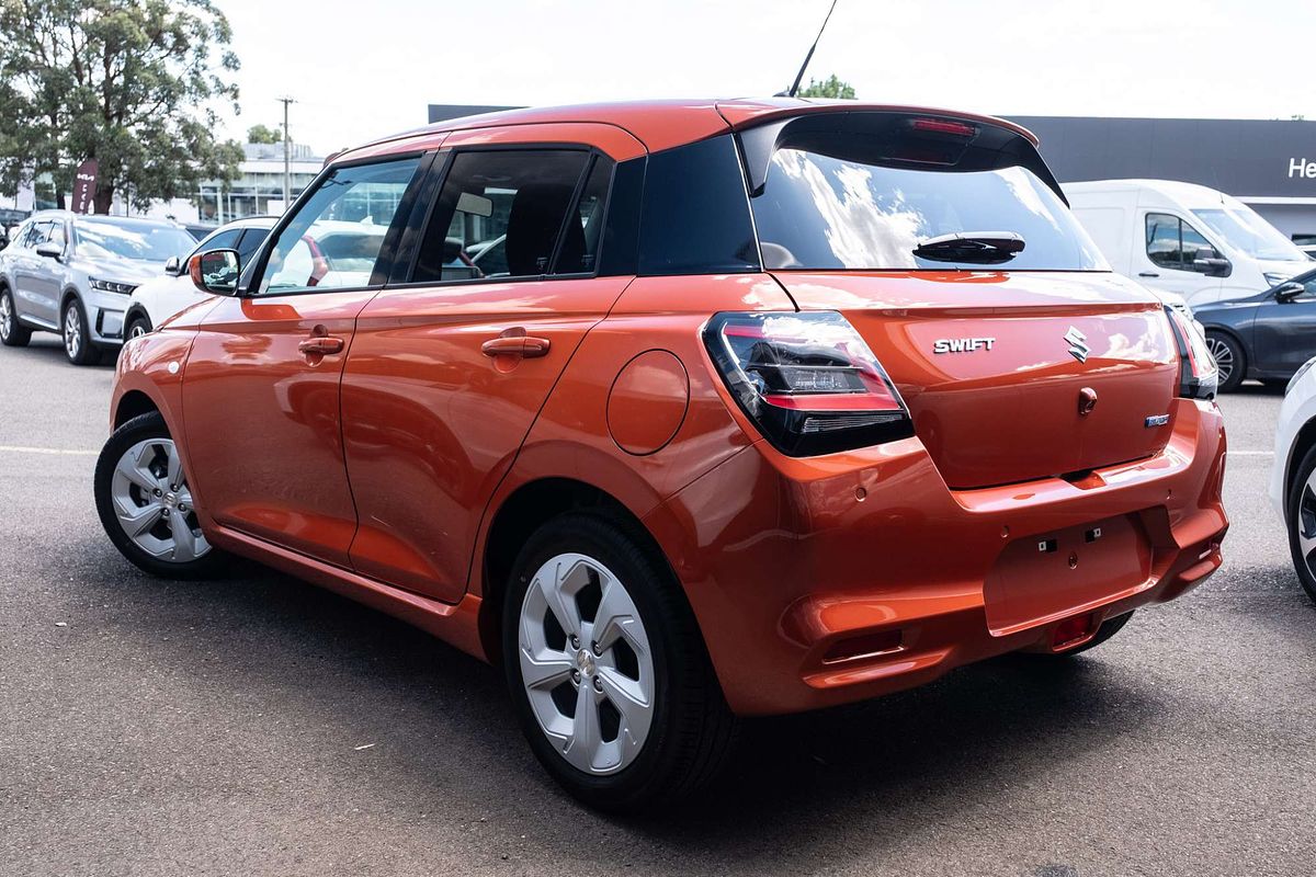 2025 Suzuki Swift Hybrid Plus UZ