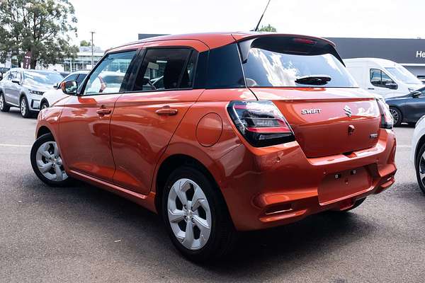 2025 Suzuki Swift Hybrid Plus UZ