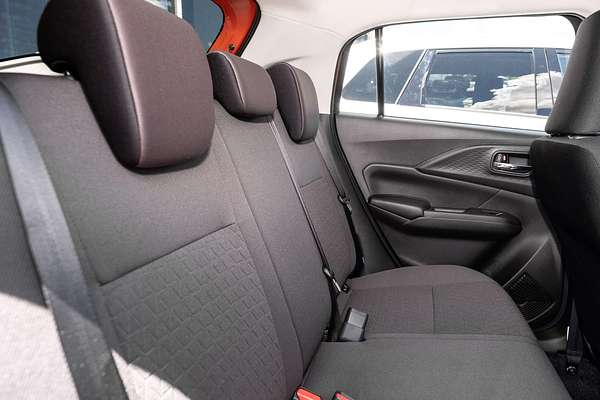 2025 Suzuki Swift Hybrid Plus UZ