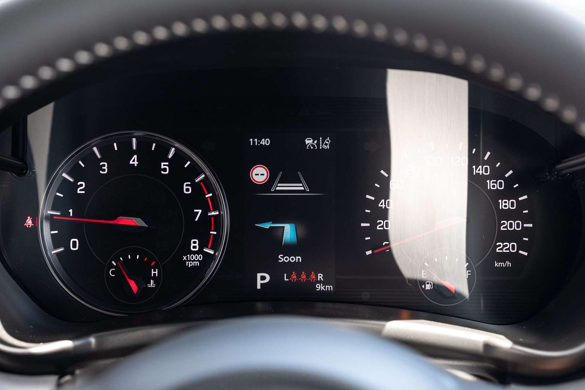 2025 Suzuki Swift Hybrid Plus UZ