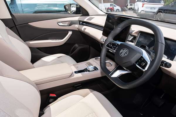 2025 MG MGS5 EV Essence 62 ZS3EM