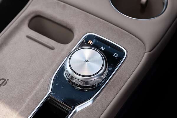 2025 MG MGS5 EV Essence 62 ZS3EM