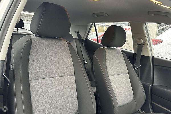 2024 Kia Stonic S YB