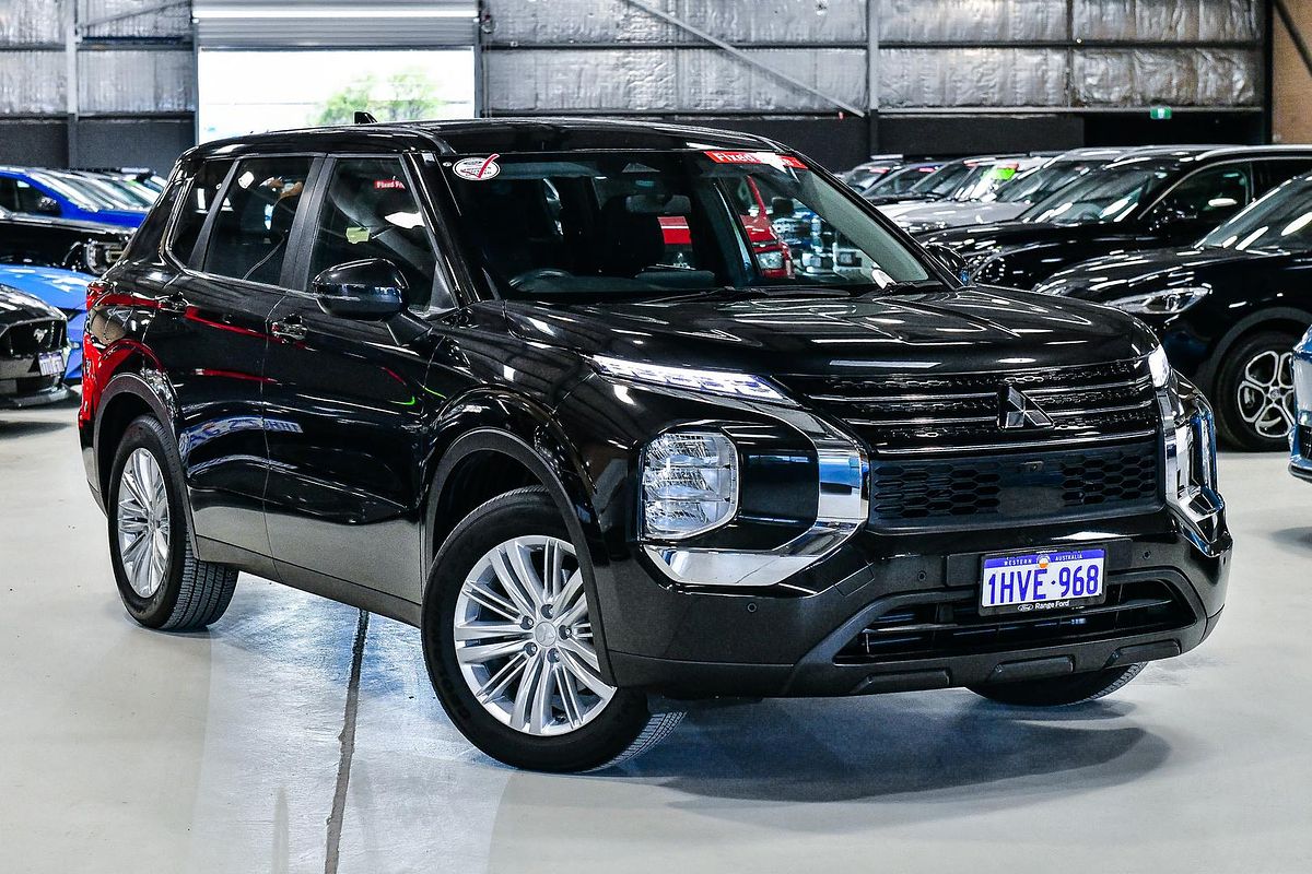 2023 Mitsubishi Outlander ES ZM