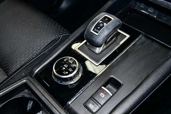 2023 Mitsubishi Outlander ES ZM