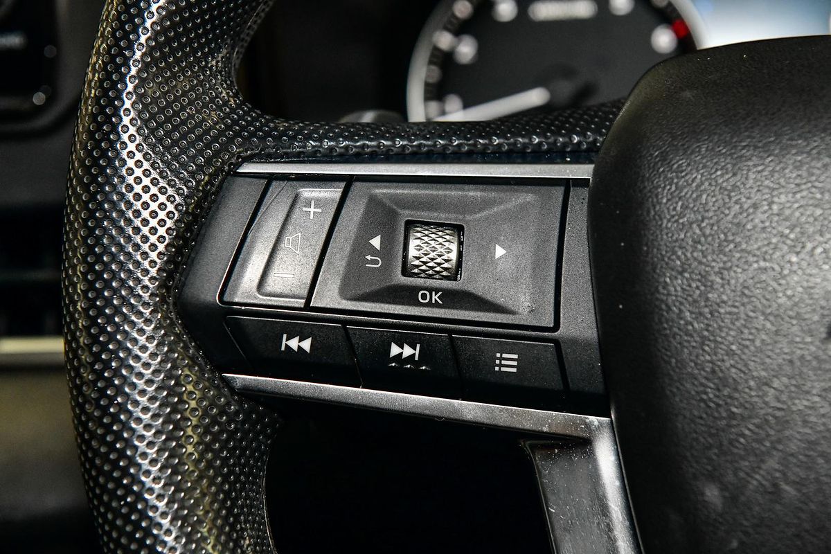 2023 Mitsubishi Outlander ES ZM