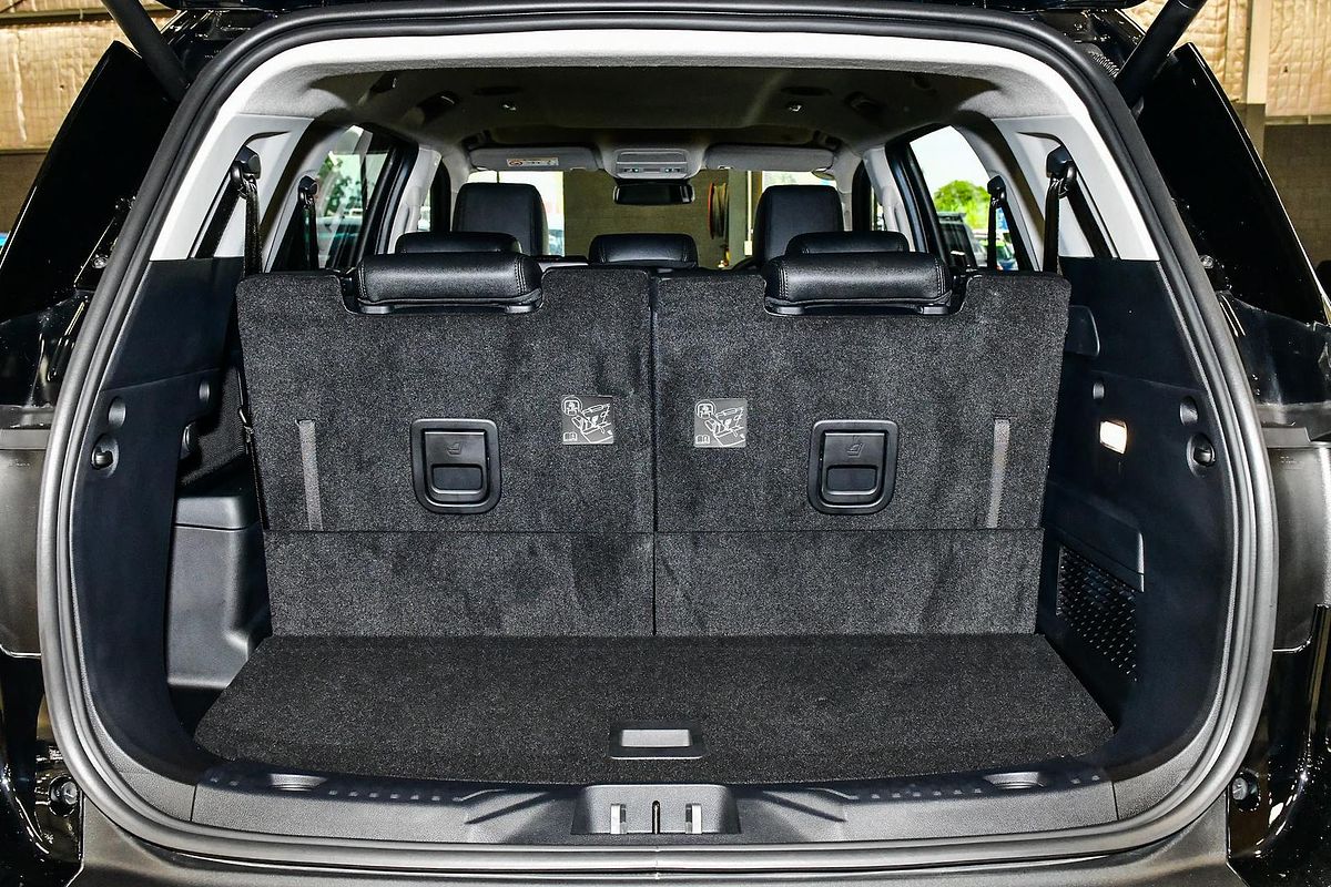 2025 Ford Everest Trend 2.0L