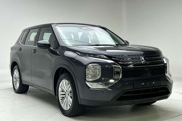 2024 Mitsubishi Outlander ES ZM