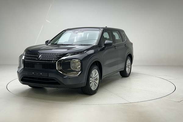 2024 Mitsubishi Outlander ES ZM