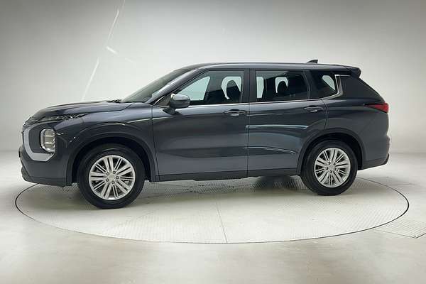 2024 Mitsubishi Outlander ES ZM